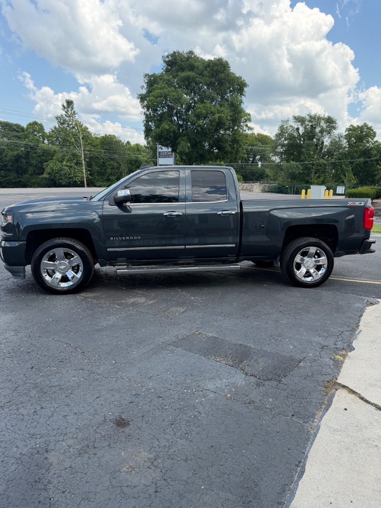 2017 Chevrolet Silverado 1500 LTZ - Photo 8