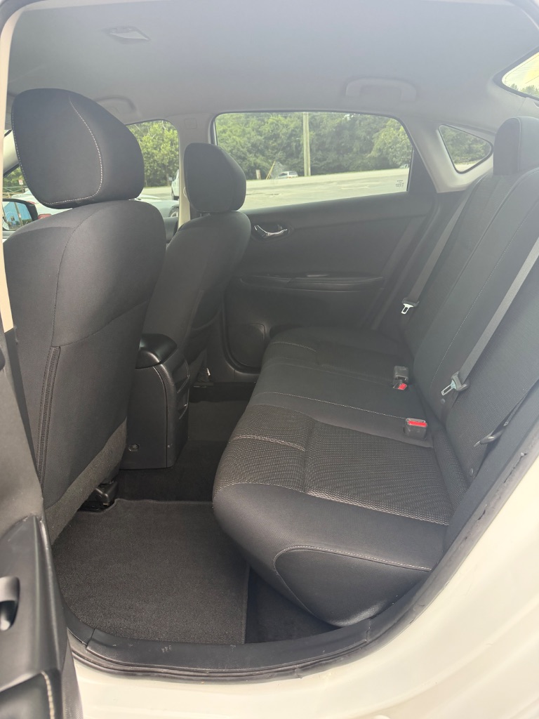 2016 Nissan Sentra S - Photo 13