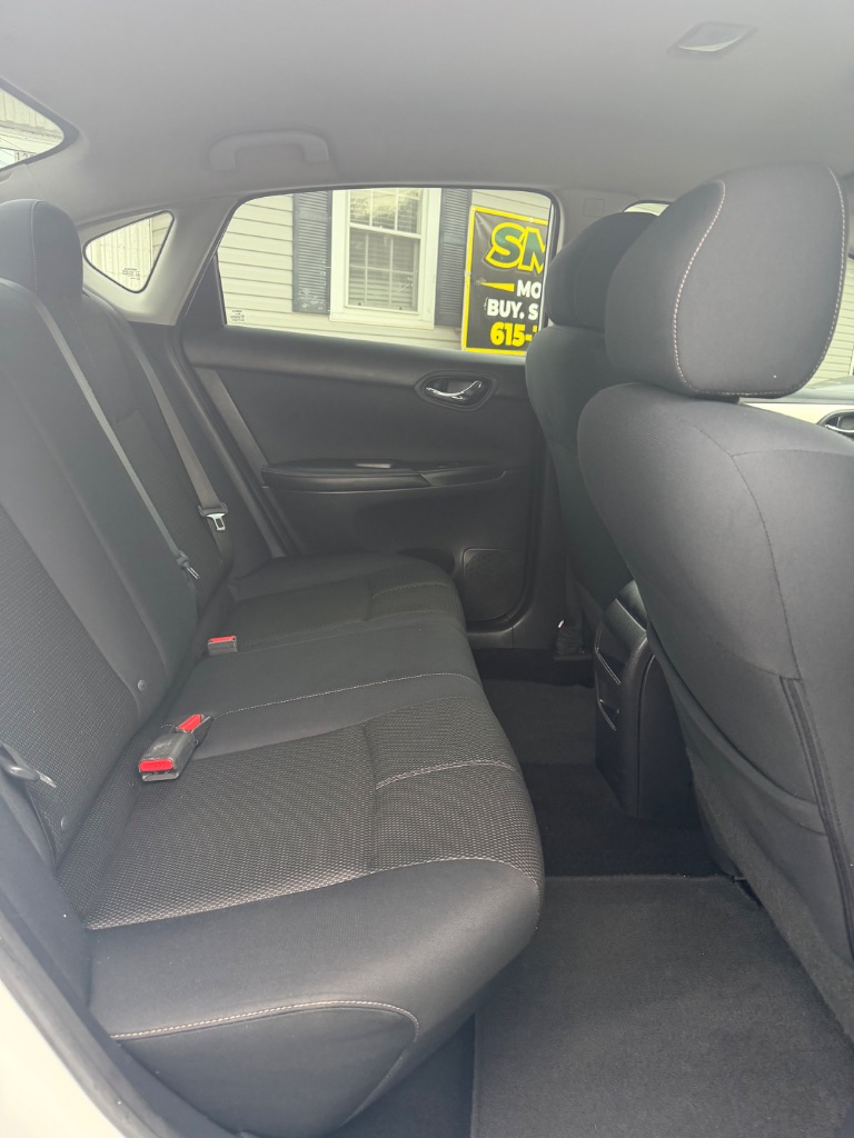 2016 Nissan Sentra S - Photo 12